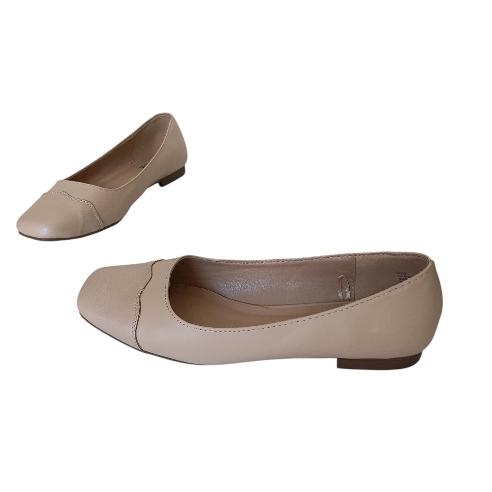 Cliffs Shoes Women's Size‎ 9 1/2 M Beige/Tan/Cream Flats Ballet Comfort Slip-Ons
